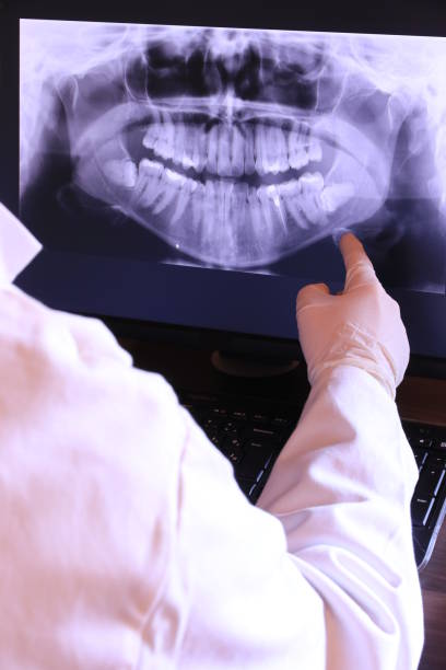 Best Cosmetic Emergency Dentistry in Magalia, CA